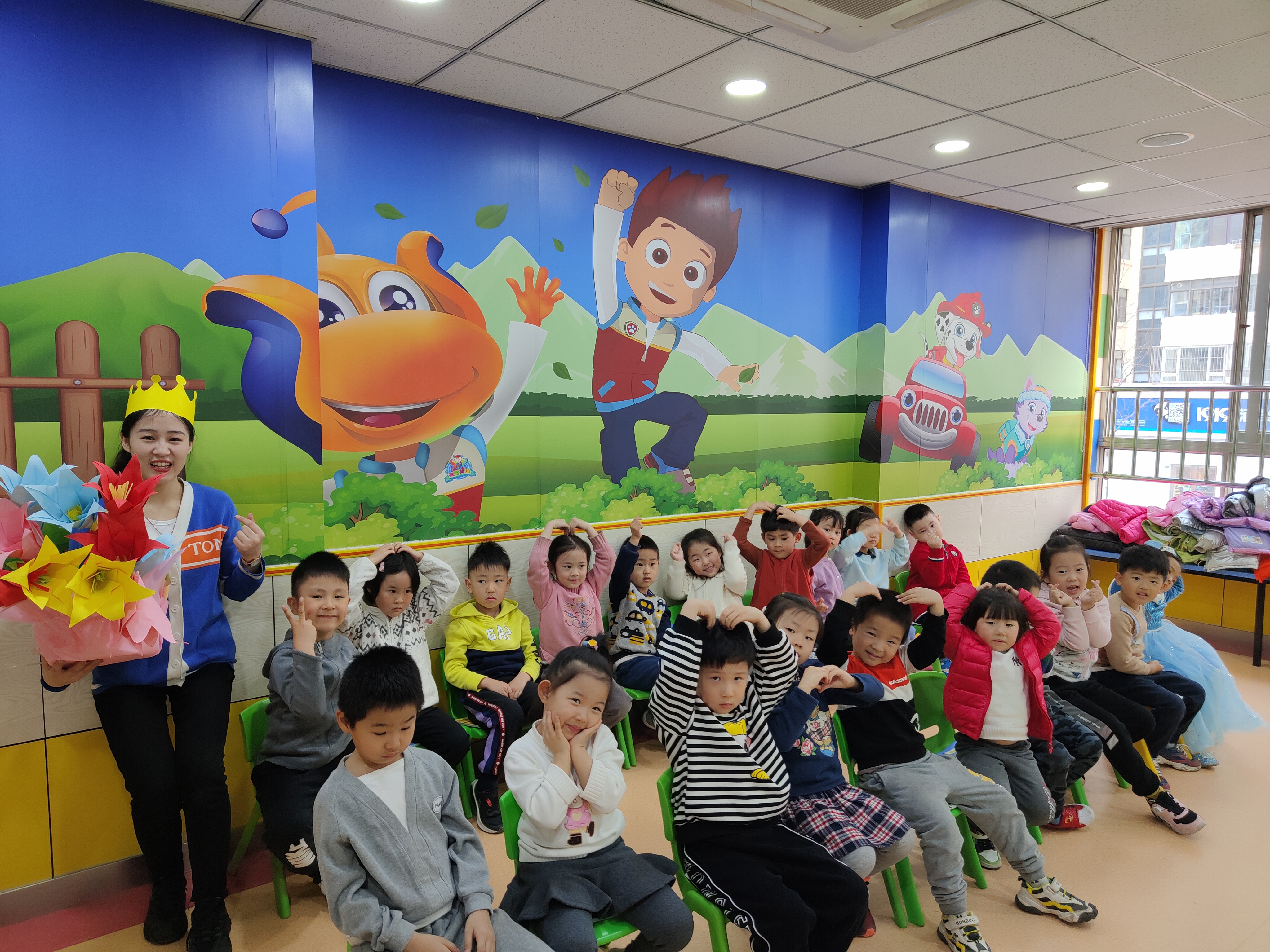 天童教育：为孩子树立良好的榜样(图1)